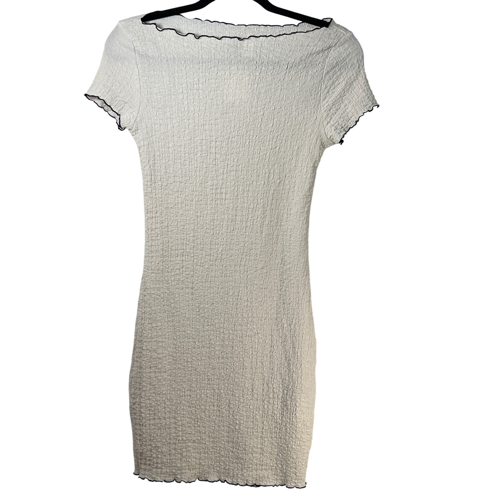 NWT H&M Fitted Stretchy Cream Mini Short Sleeve Dress Cottage Small Chic Party