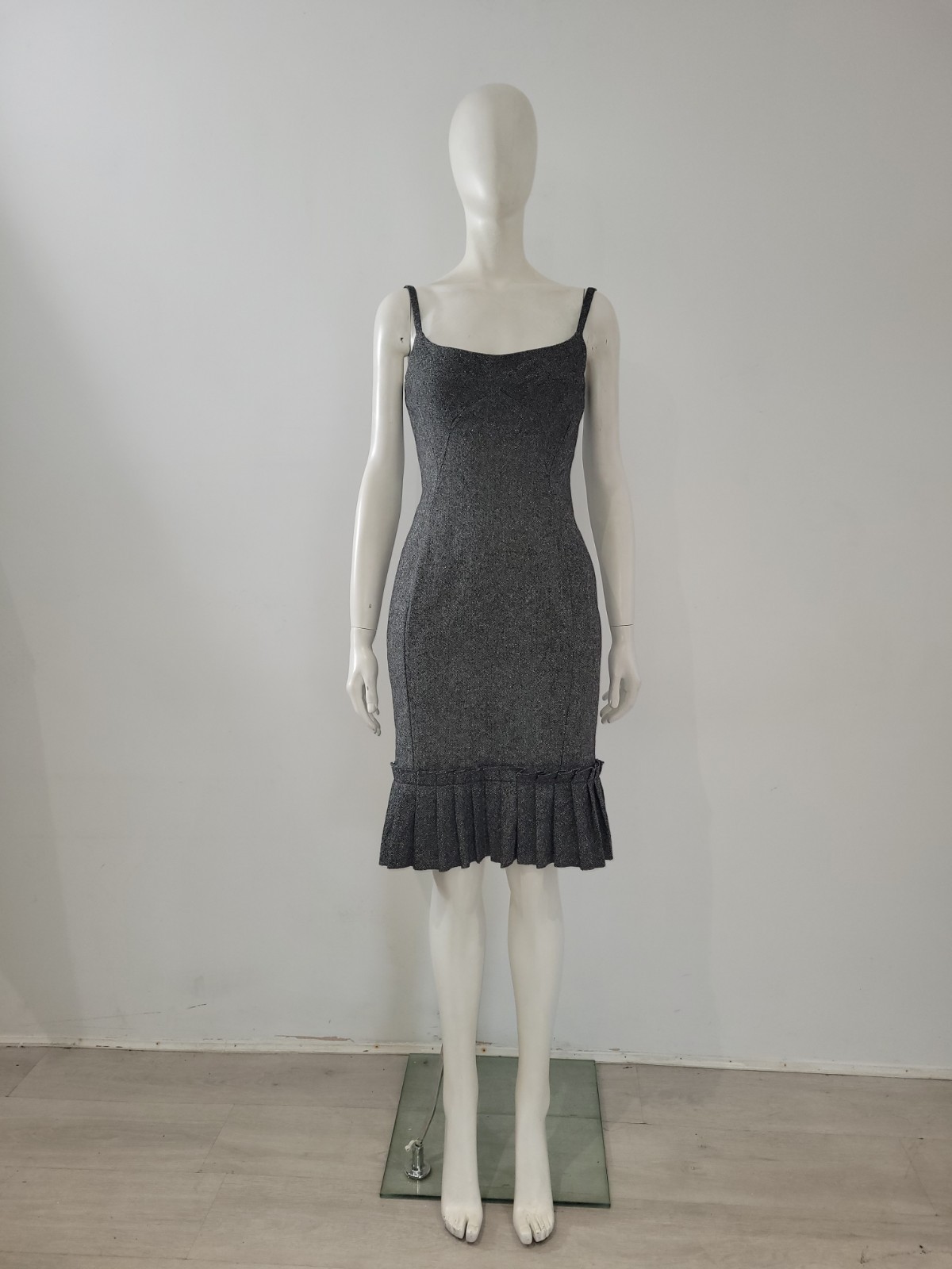 VTG Dolce & Gabbana Grey Tweed Dress UK 8 10 EU 36 38 Pinafore Pencil Ruffle Hem