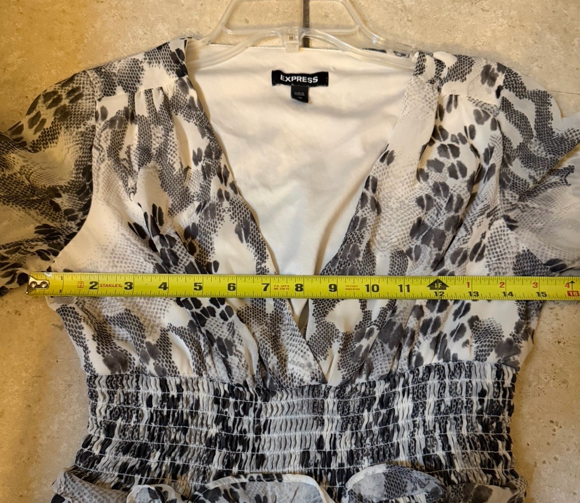 Express Snakeskin High-Low Chiffon Maxi Dress XS Smocked Waist Ruffle Python