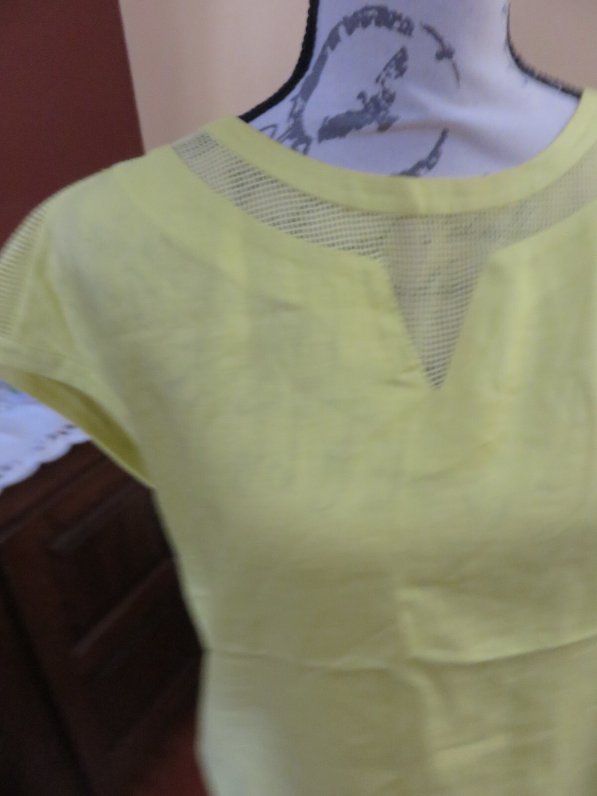 Finity Lemon short sleeve linen shift dress in size 6, NWT