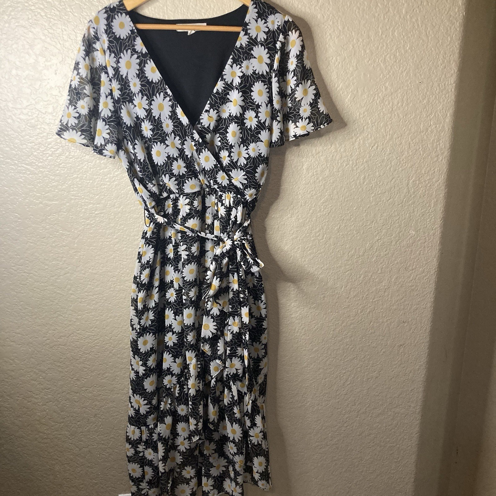 Rewind Floral Wrap Dress Bohemian Daisy Sundress High Low Cowgirl Size Medium