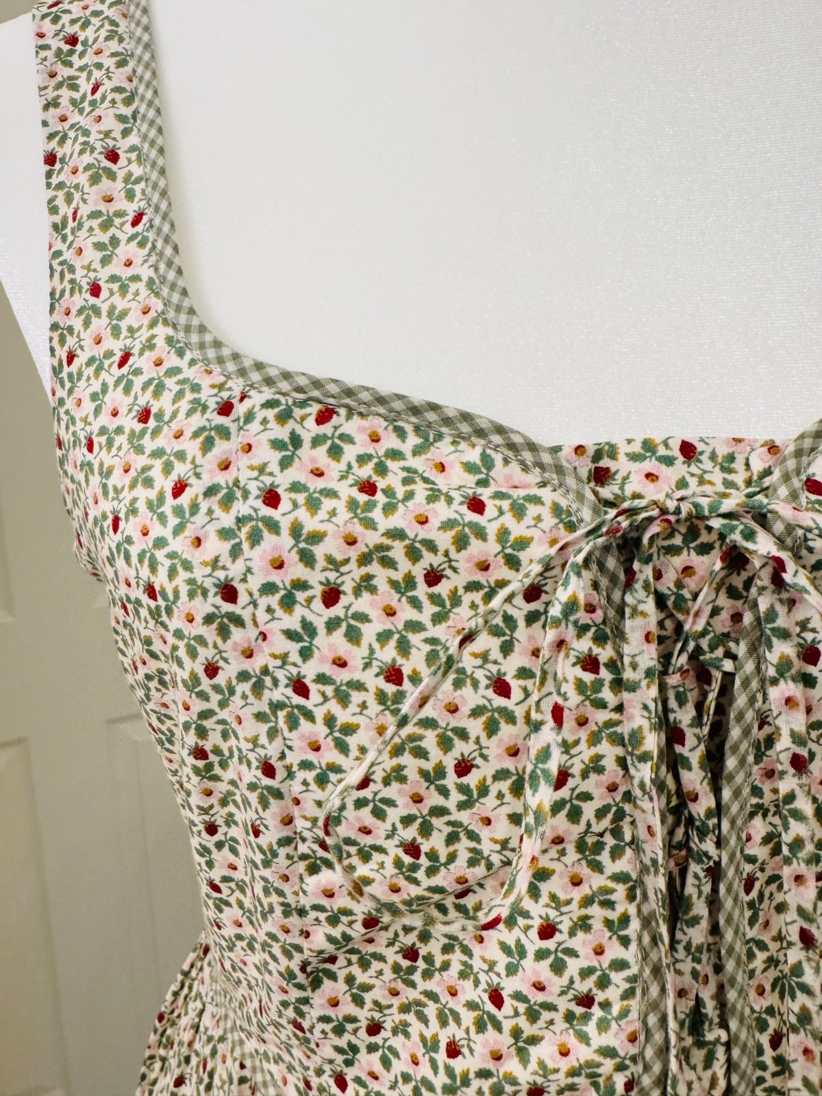 Christy Dawn Adele Dress Creme Strawberry Cotton Small NWOT Sold Out