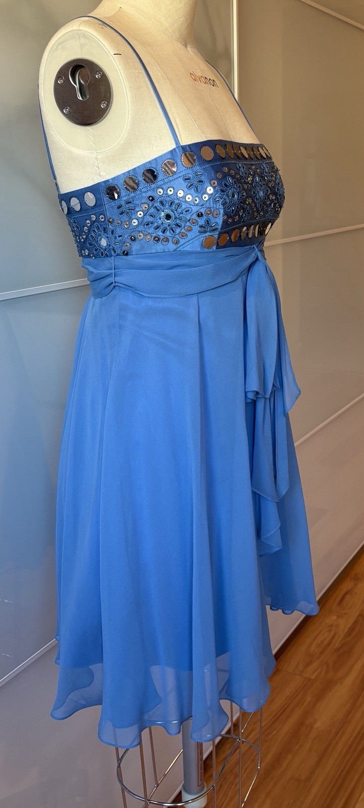 BCBG SILK SEQUENCE Dress Blue Size 4