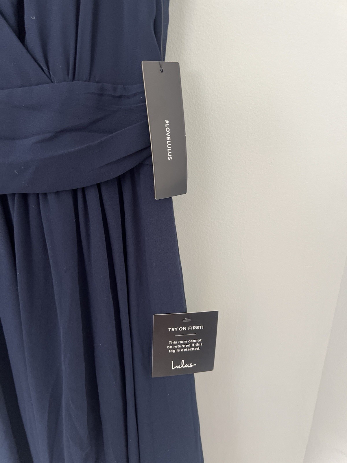 New With Tags!! Lulus Navy Blue Plunging V Neck Pleated Maxi Dress Size S