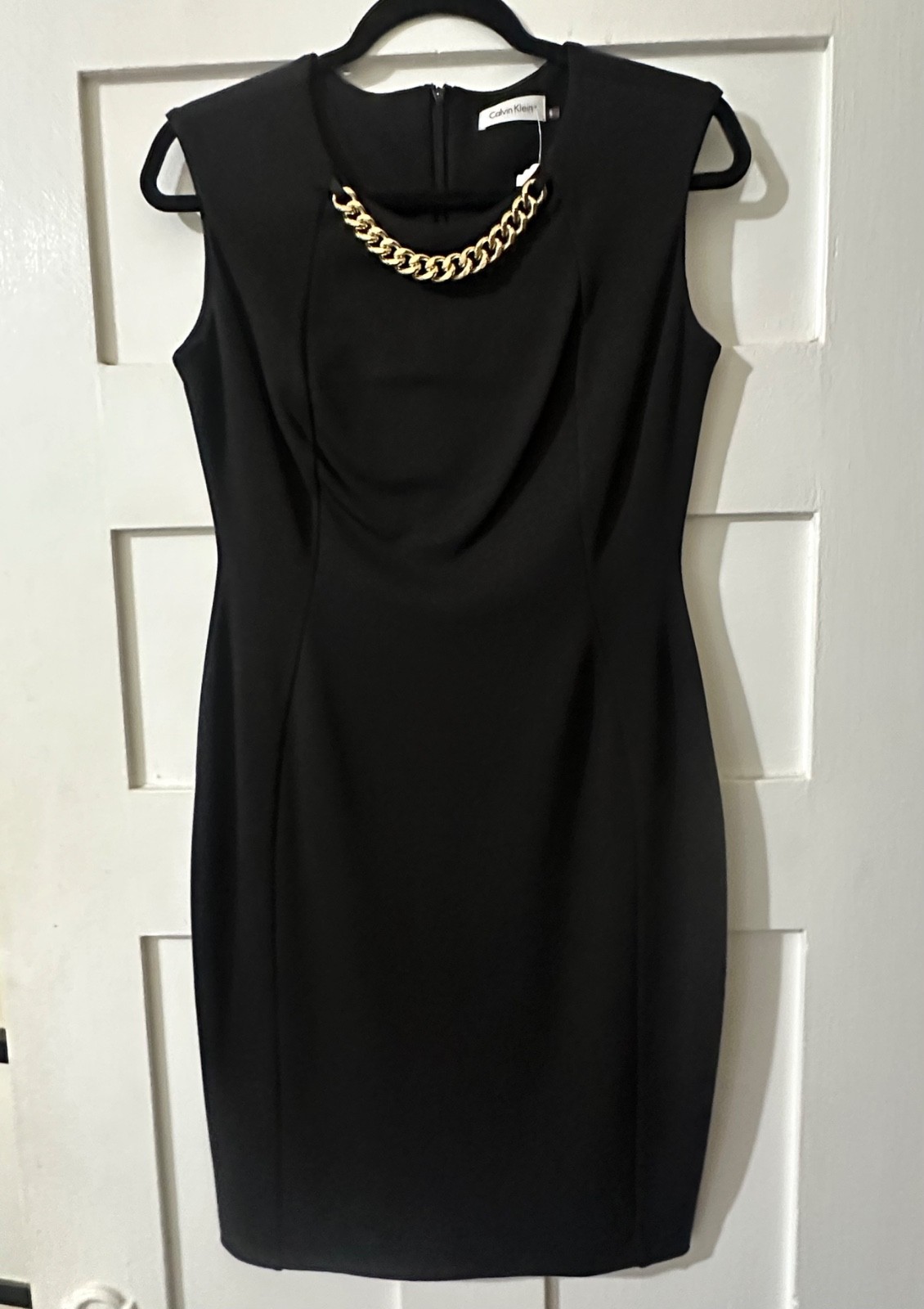 Calvin Klein Black Stretch Shift Sleeveless Shift Dress w Chain Detail