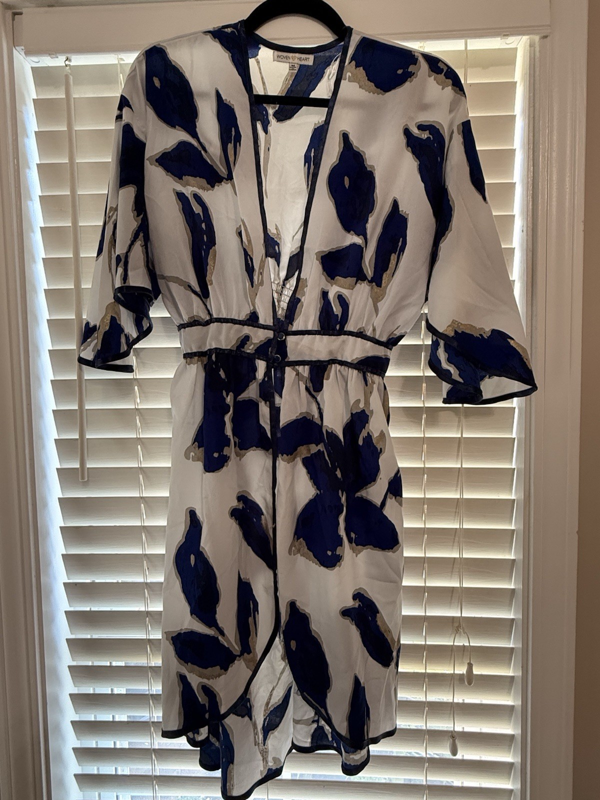 Woven Heart M White Blue Gold Abstract V-Neck 3/4 Bell Sleeve Knee Dress