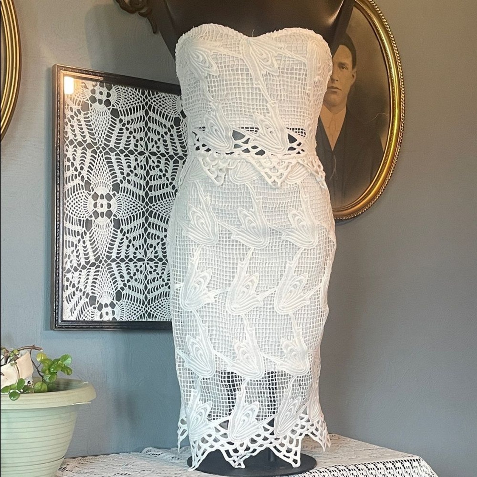Charlotte Russe White Lace Strapless Midi Dress