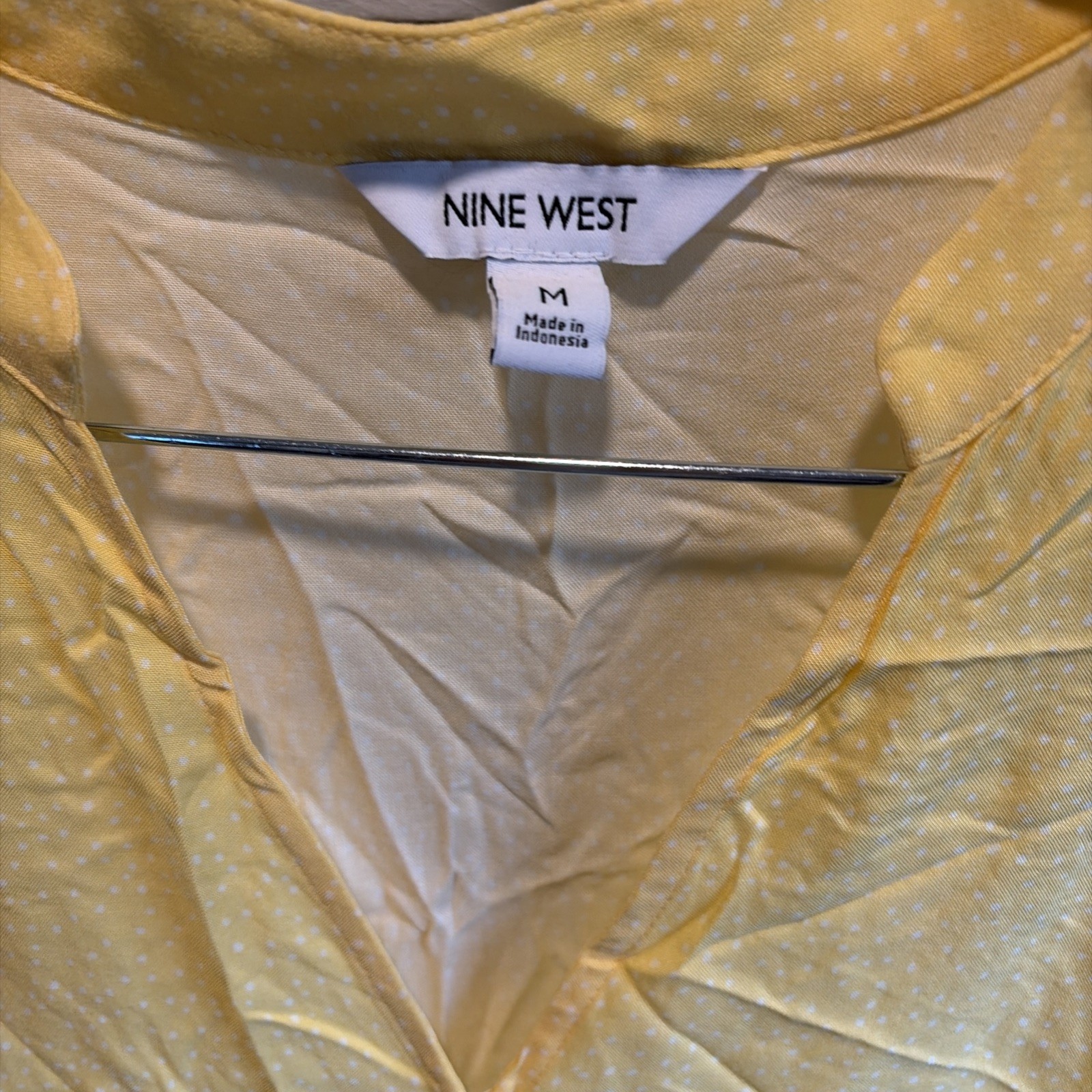 Nine West Yellow Spring sleeveless dress Medium Lightweight Beach Casual VNeck