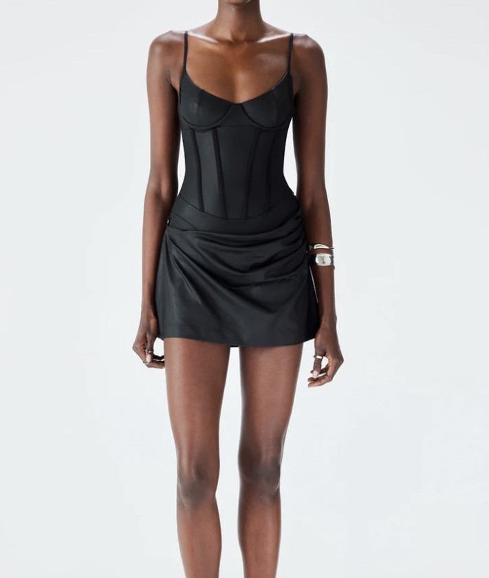 IAMBOTBASIC VENOM DRESS – BLACK