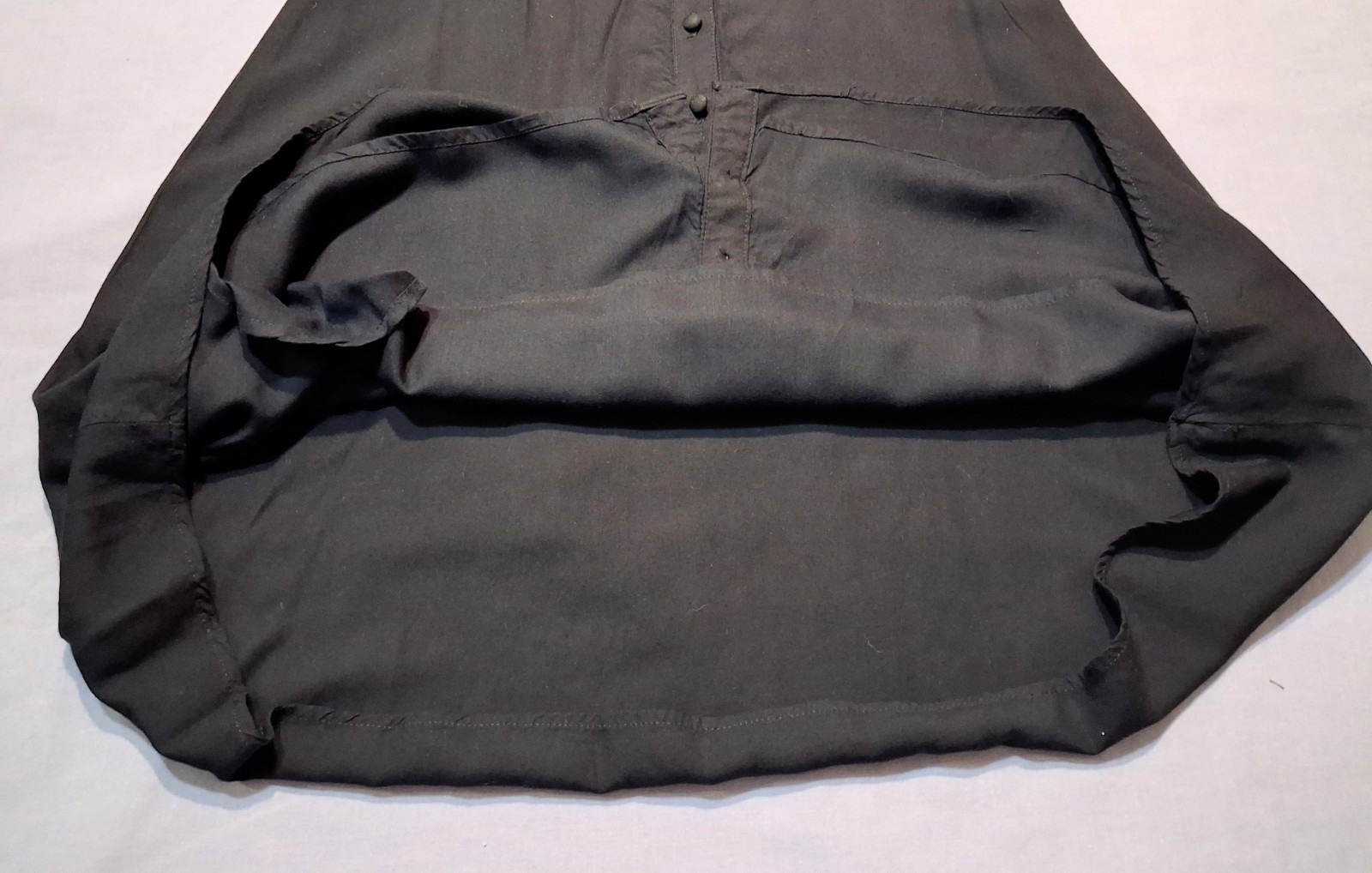 WOMENS ABERCEOMBIE AND FITCH BUTTON UP EMBROIDERED FLOWER 100% VISCOSE XS SMALL
