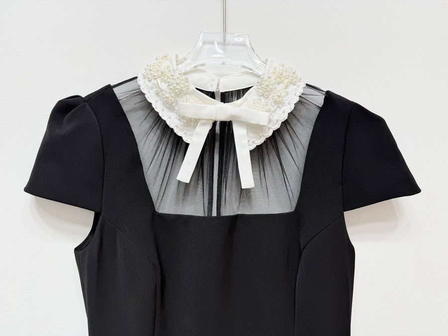 Women Self-Portrait Black Contrasting colors Turn-down collar Beaded Dresses