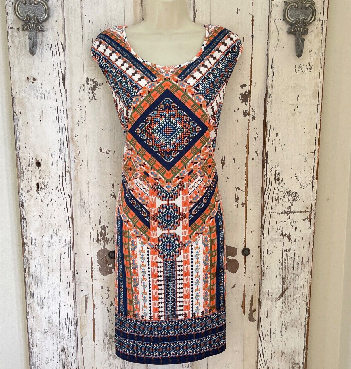 Mlle Gabrielle Sz XL Womans Orange Blue White Green Beige Sleeveless Shift Dress