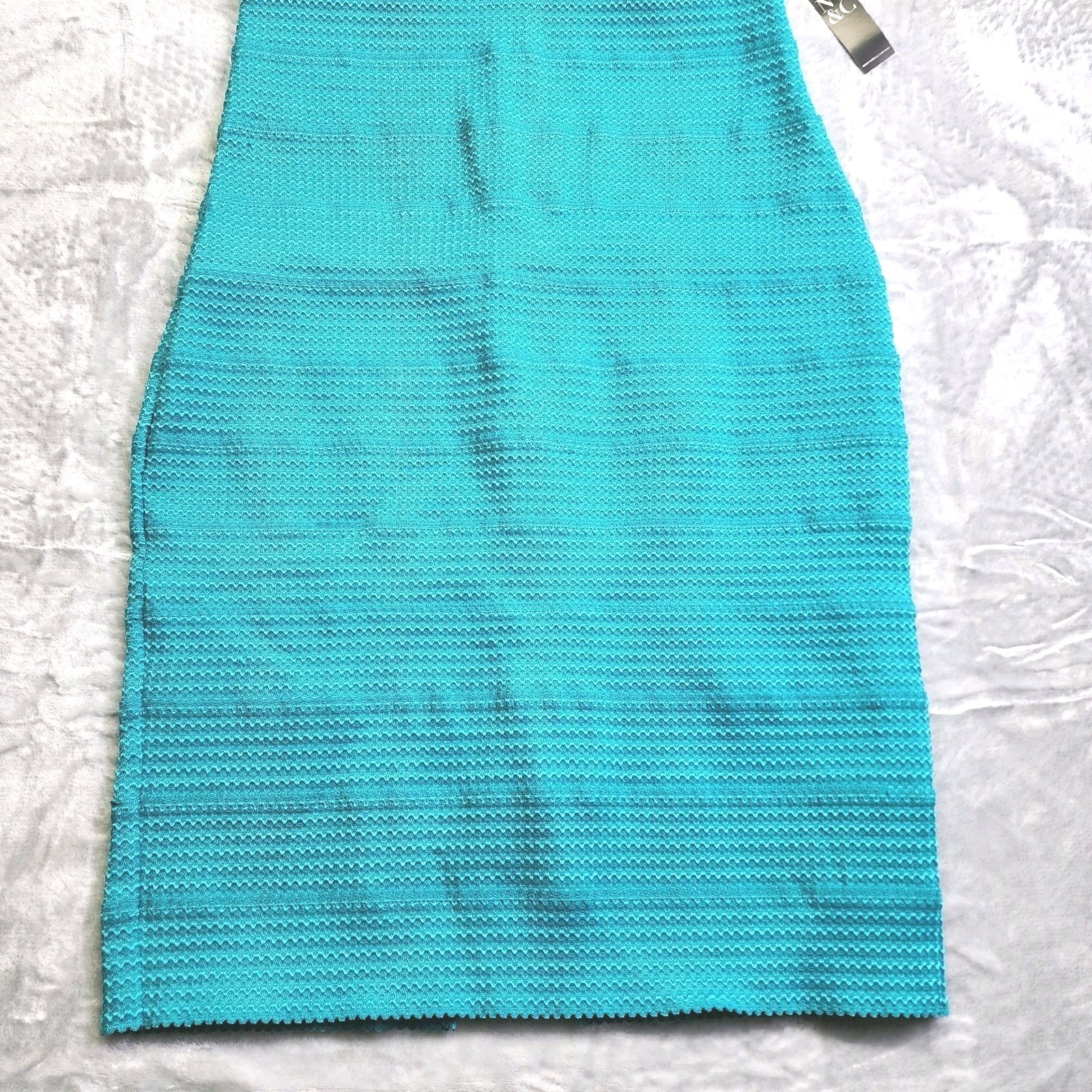 NY & Co Turquoise Sleeveless Sheath Dress M Stretch Classic Semi-Formal Cocktail