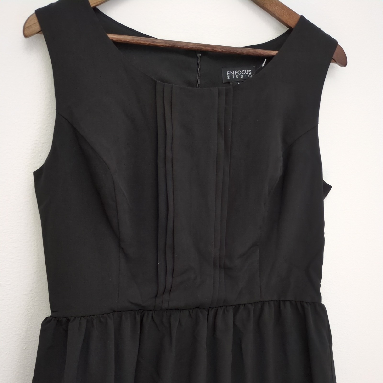 En Focus Studio Women’s Sz 14 Black Sleeveless with Red Bottom Stripe Dress