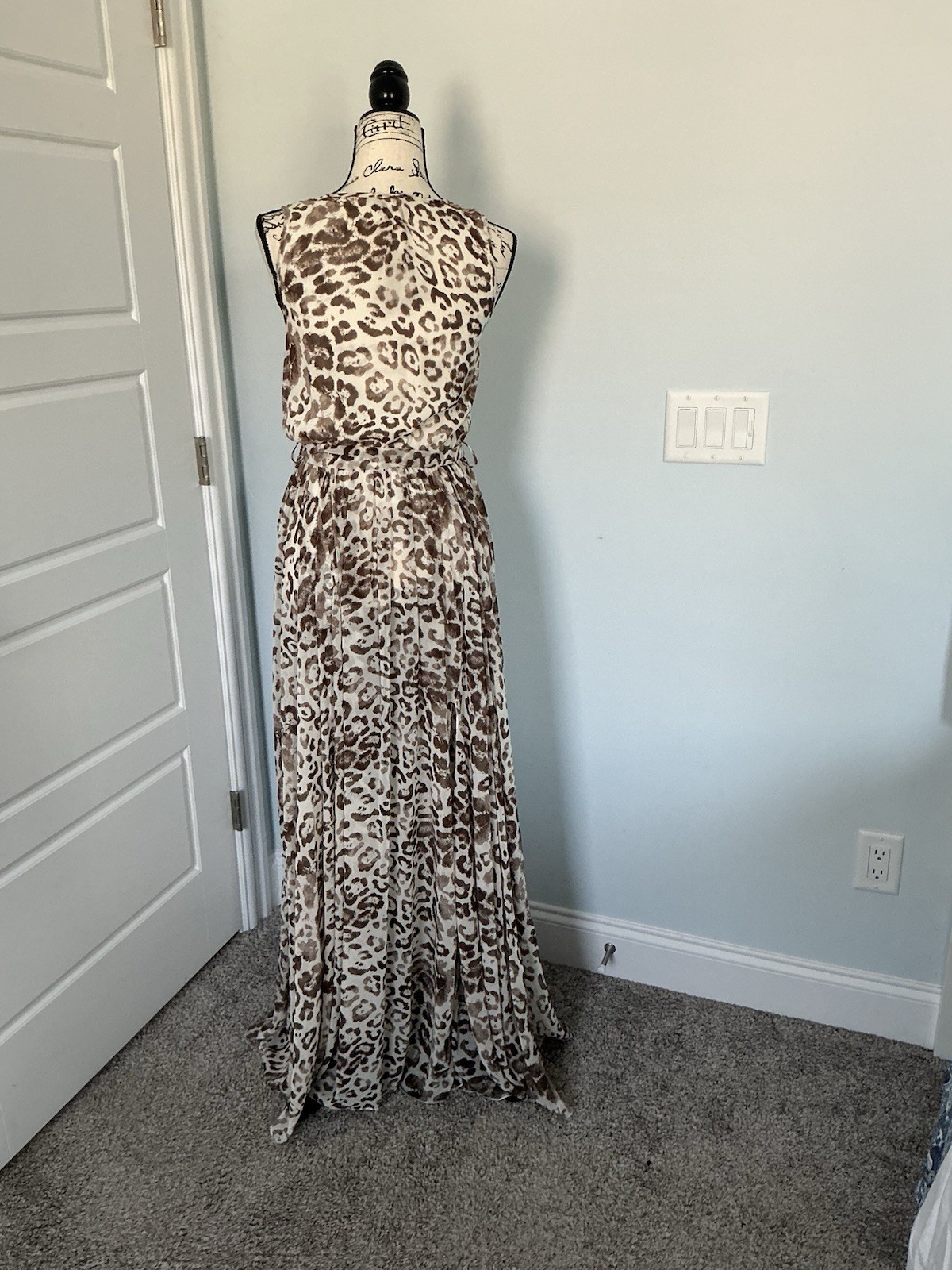 VICI Beige/Brown Leopard Animal Print Chiffon V-Neck Lined Maxi Dress S