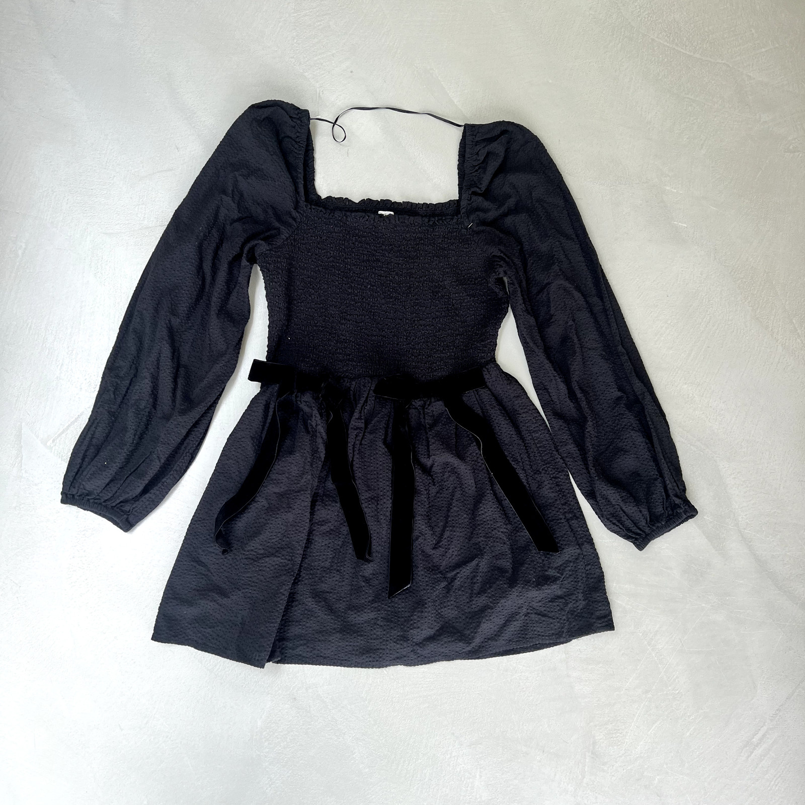 Urban Outfitters Kimchi Blue Winona Mini Dress. Black. Large.