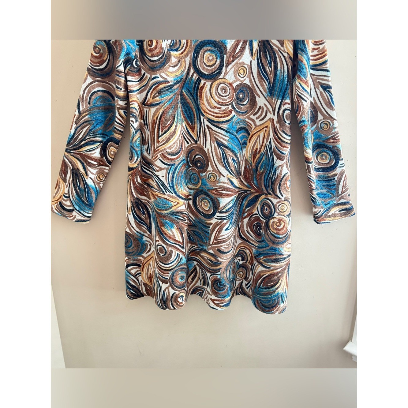 ARYEH 60s/70s Inspired Boho Abstract Floral Print Long-Sleeve Knit Shift Dress