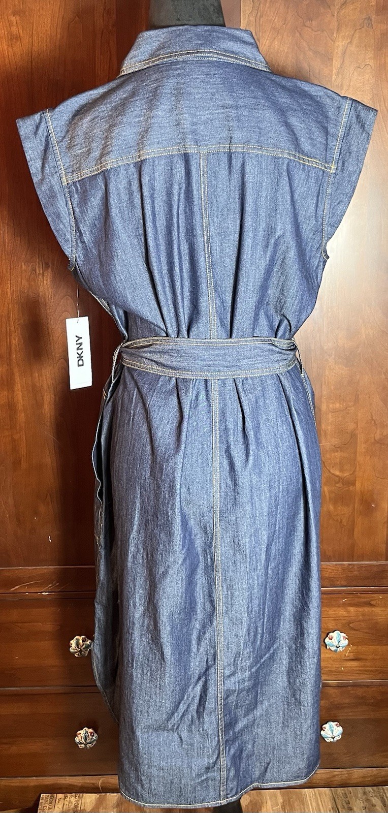 NWTS DKNY Cap Sleeve Cotton Blend Chambray Button up Shirtdress Tie Waist SZ. 12