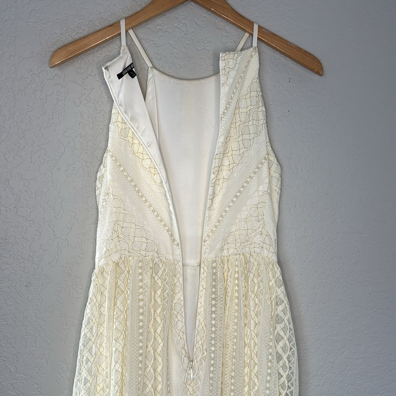 Gianni Bini Ethereal Beach Bride Halter Dress Cream Gold Maxi Fairy Bridal Party