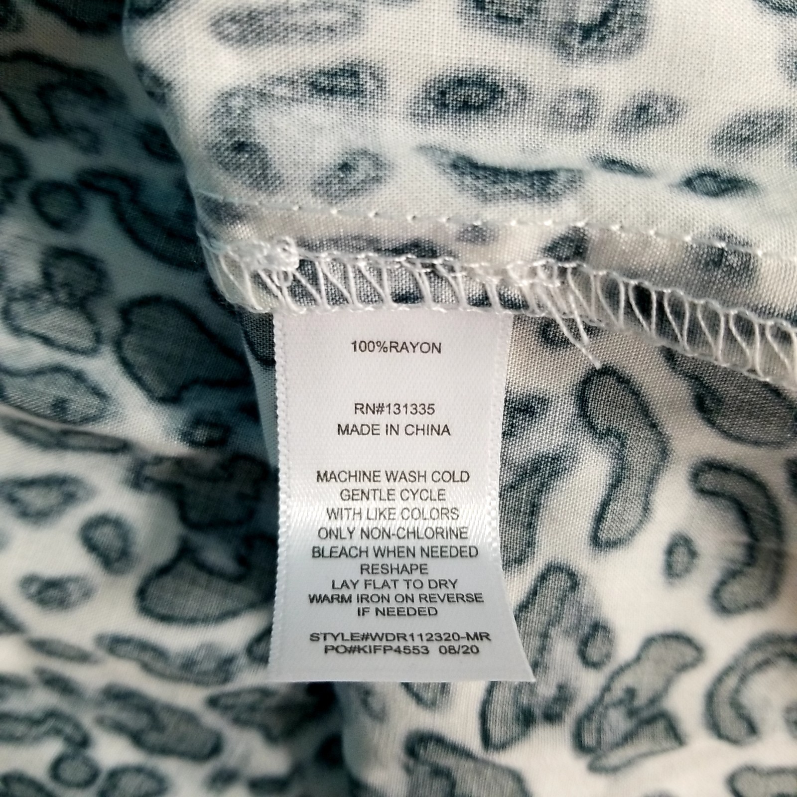 NWT Lola Grace Gray Leopard Pattern Long Sleeve Smocked Maxi Dress Leg Slit Sz M