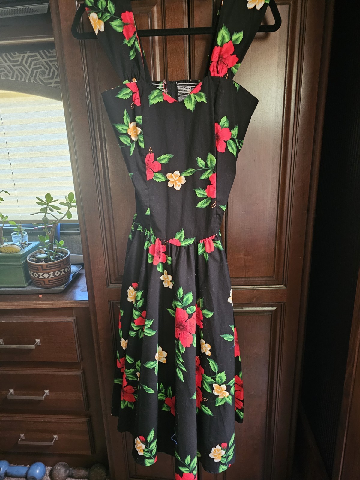 Vintage Aloha Mo’i Made in Hawaii Hawaiian Red Hibiscus Tropical Dress L (READ)