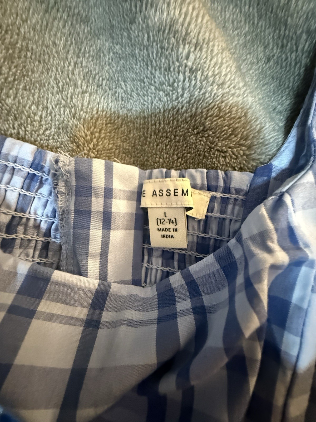 Super Cute free assembly Dress (Large)