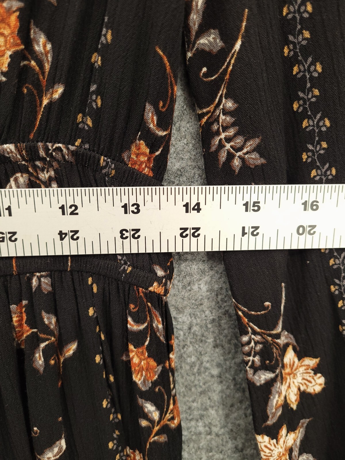 Doe & Rae Midi Dress Womens Small Hi Low Fit & Flare Elastic Waist Black Floral