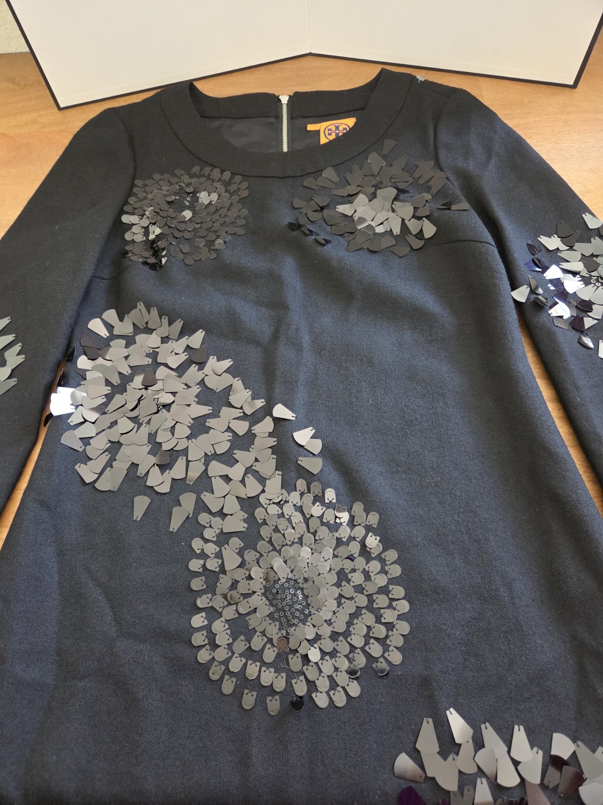 Tory Burch Sequence Wool Dress Black Floral Embellished Silk Lined Size 2 NWOT