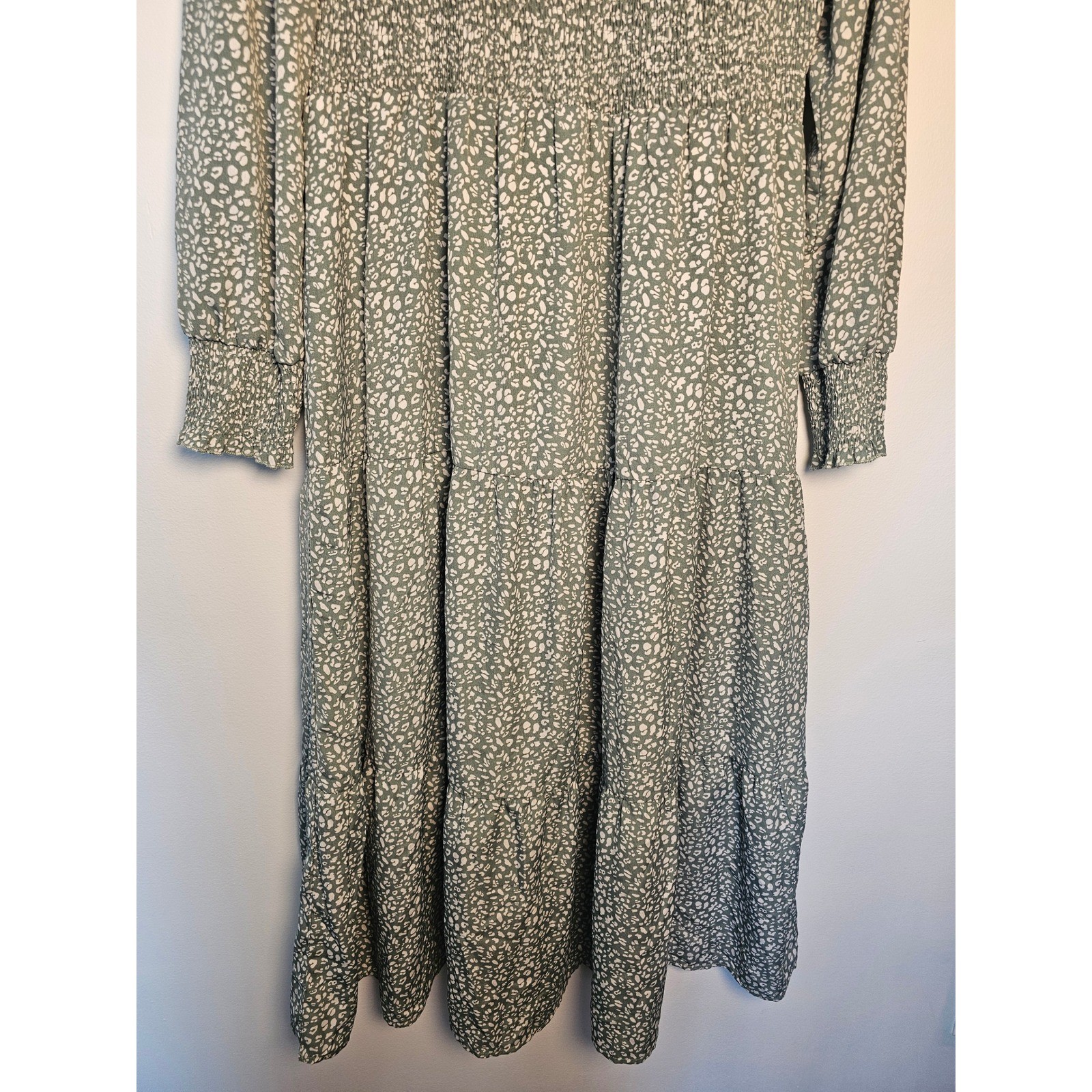 Cottagecore Maggeer Smocked Tiered Midi Dress Womens XL Sage Green Animal Print