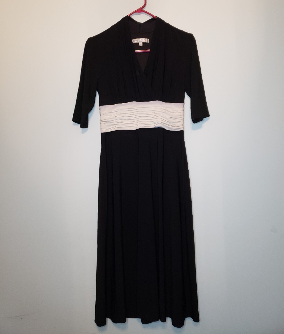 Evan Picone Womens 6 Dress V Neck Ruched Waist Half Sleeve Black Knee Length