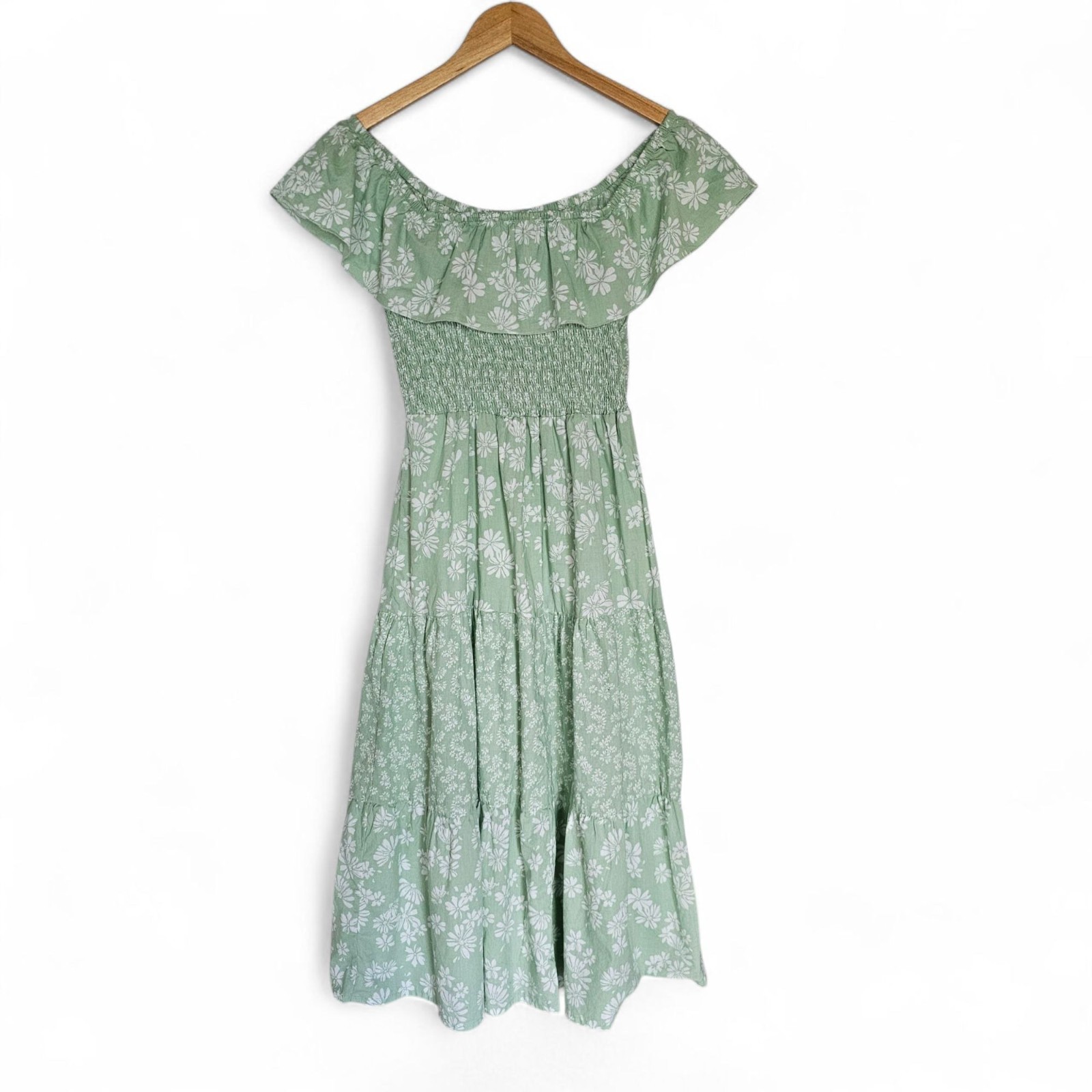 Madison Grey Midi Dress Size L Green Floral Tiered Smocking Cottagecore Milkmaid