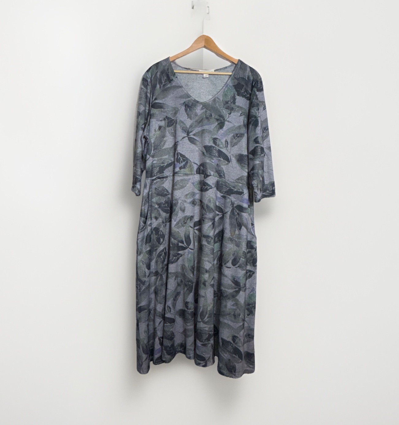 Coldwater Creek Leaf Print Gray A-Line Casual Dress Size 2X Pockets 3/4 Sleeves