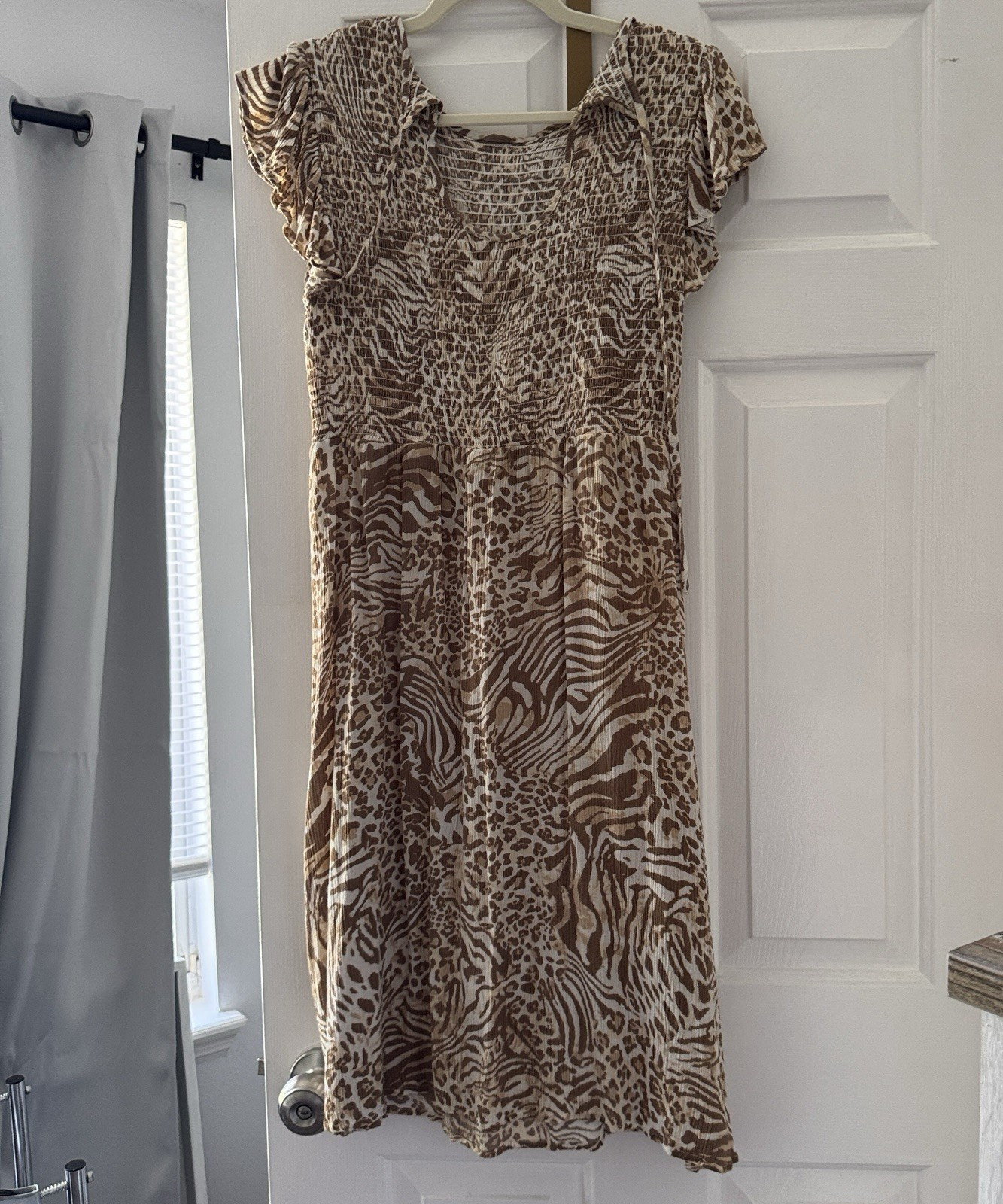Brown White Animal Print Knee Length Dress Ruffle Sleeve Women’s Size M