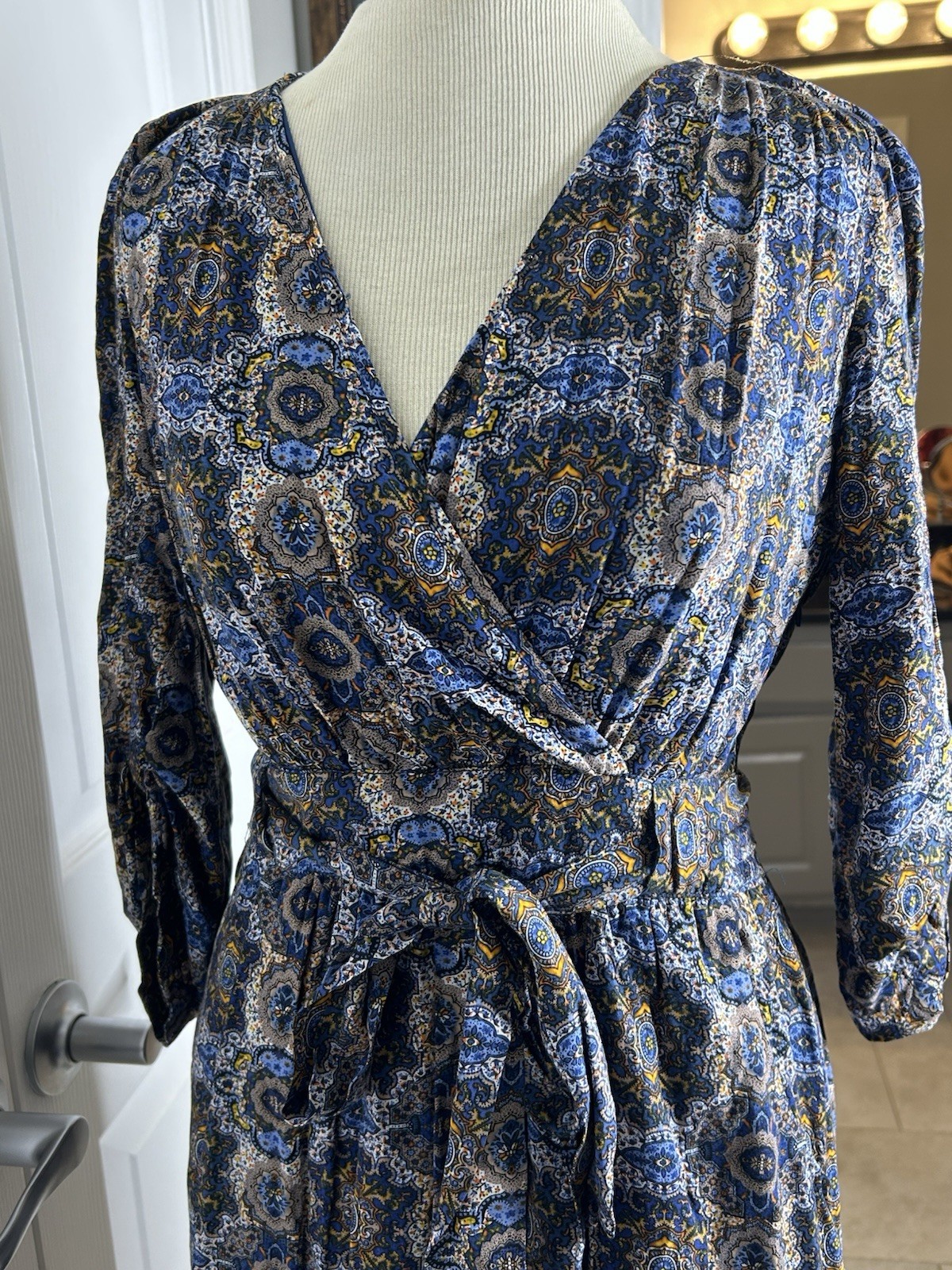 danielrainn Blue Paisley Wrap Dress V-Neck 3/4 Sleeve Tie Waist Lined S