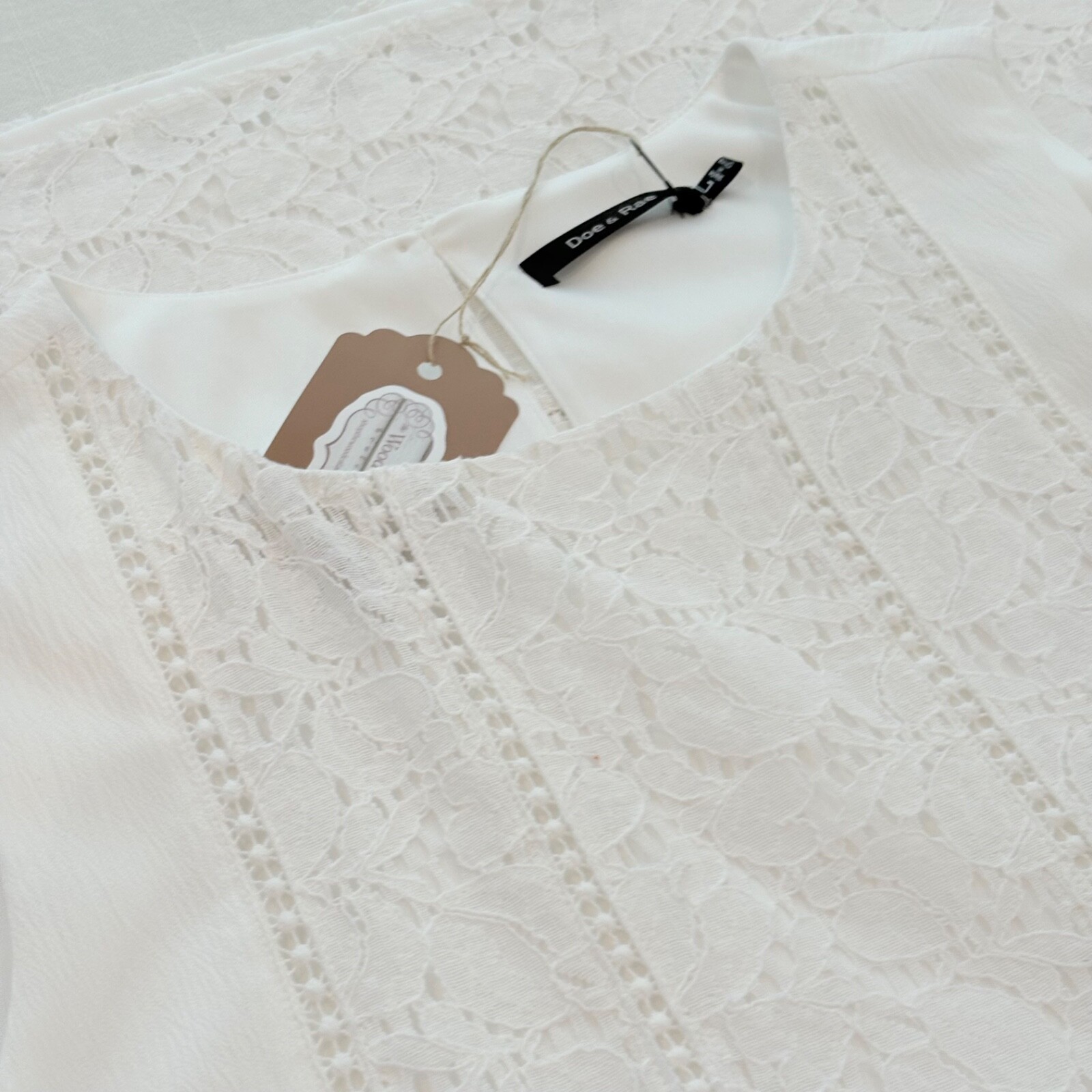 Doe & Rae White Lace Sleeveless Shift Dress Womens Sz Large NWT Lined Boho Chic