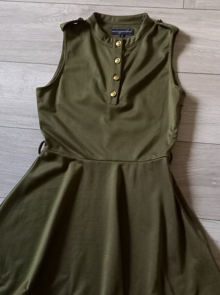 Missguided Khaki Green Stretch Flared Dress Utility Casual Feature Buttons UK10