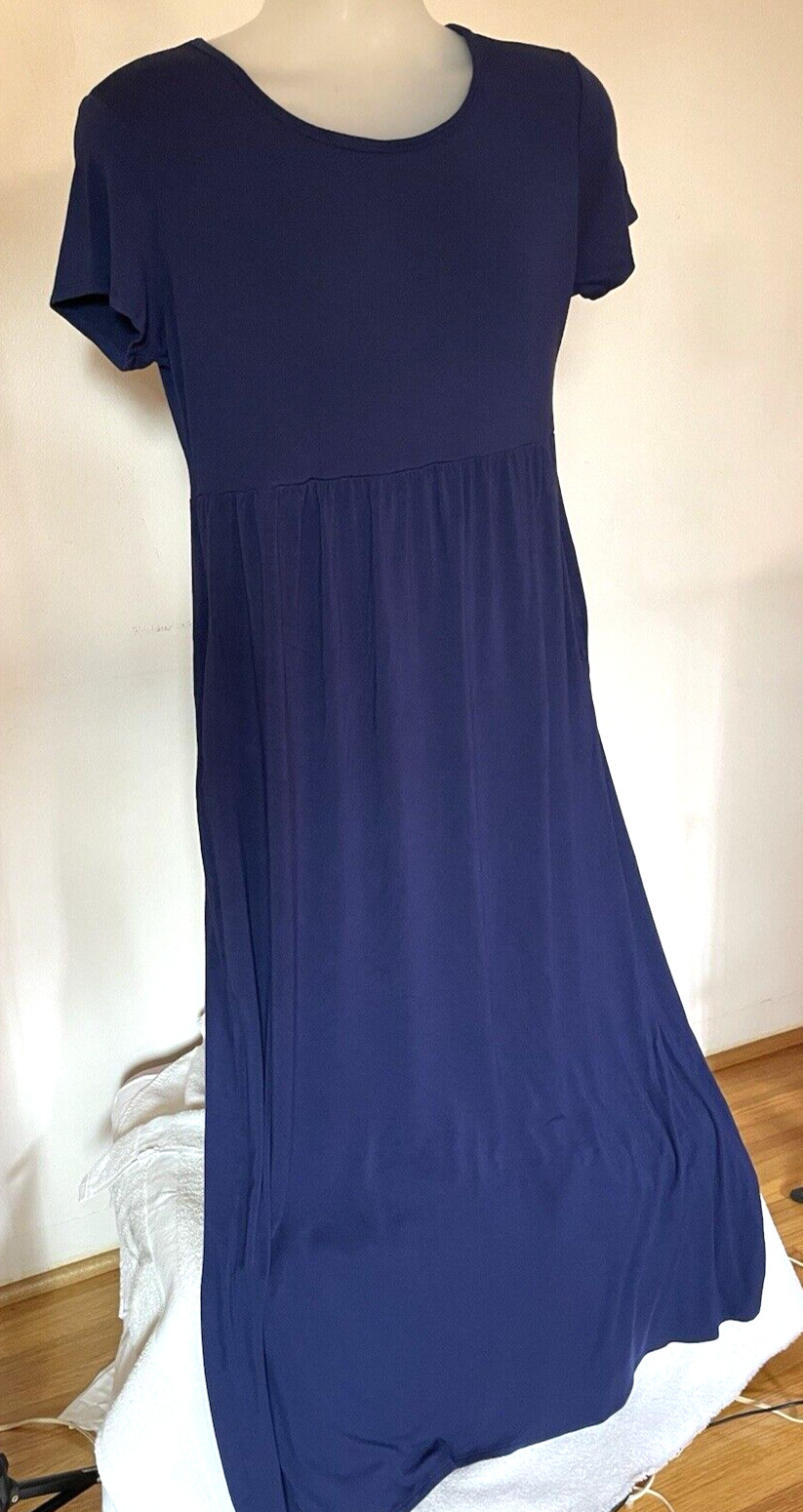 SHOP BASIC USA Maxi Dress XL Navy Rayon Blend Pockes Flowy Summer Vacation Soft