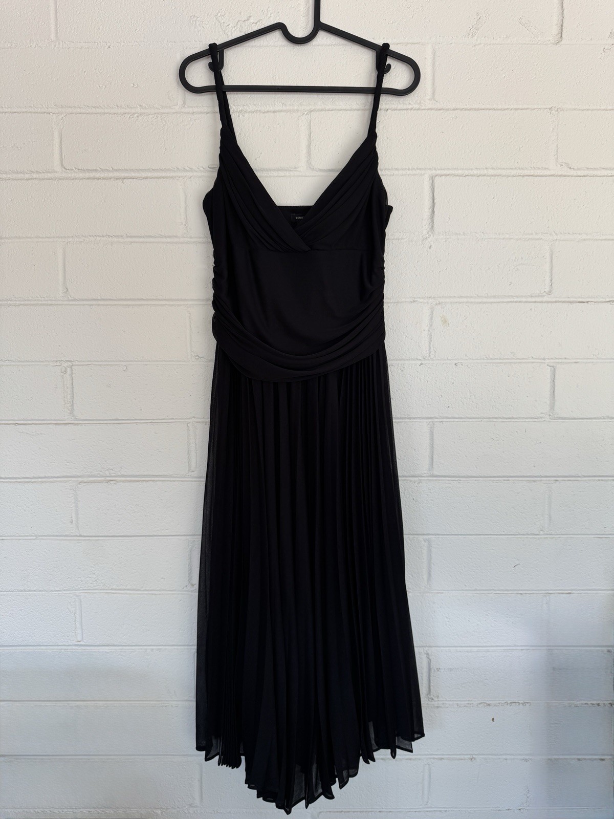 BCBGMAXAZRIA Black Pleated Y2K Chiffon Drop Waist Fairy Goth Formal Midi Dress M