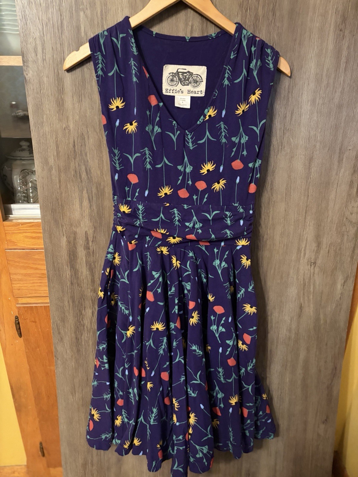 Effie’s Heart Retro Dress Floral Print Size S Sleeveless V- Neck Fit & Flare
