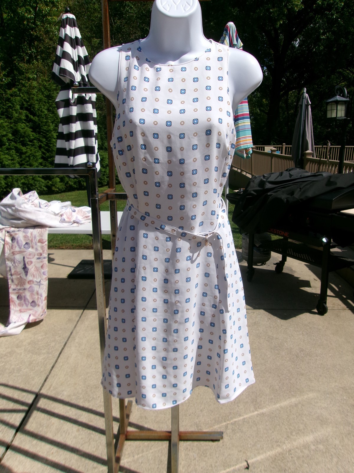NWOT ANN TAYLOR CUTE WHITE, BLUE BEIGE PRINT DRESS W BELT 4P