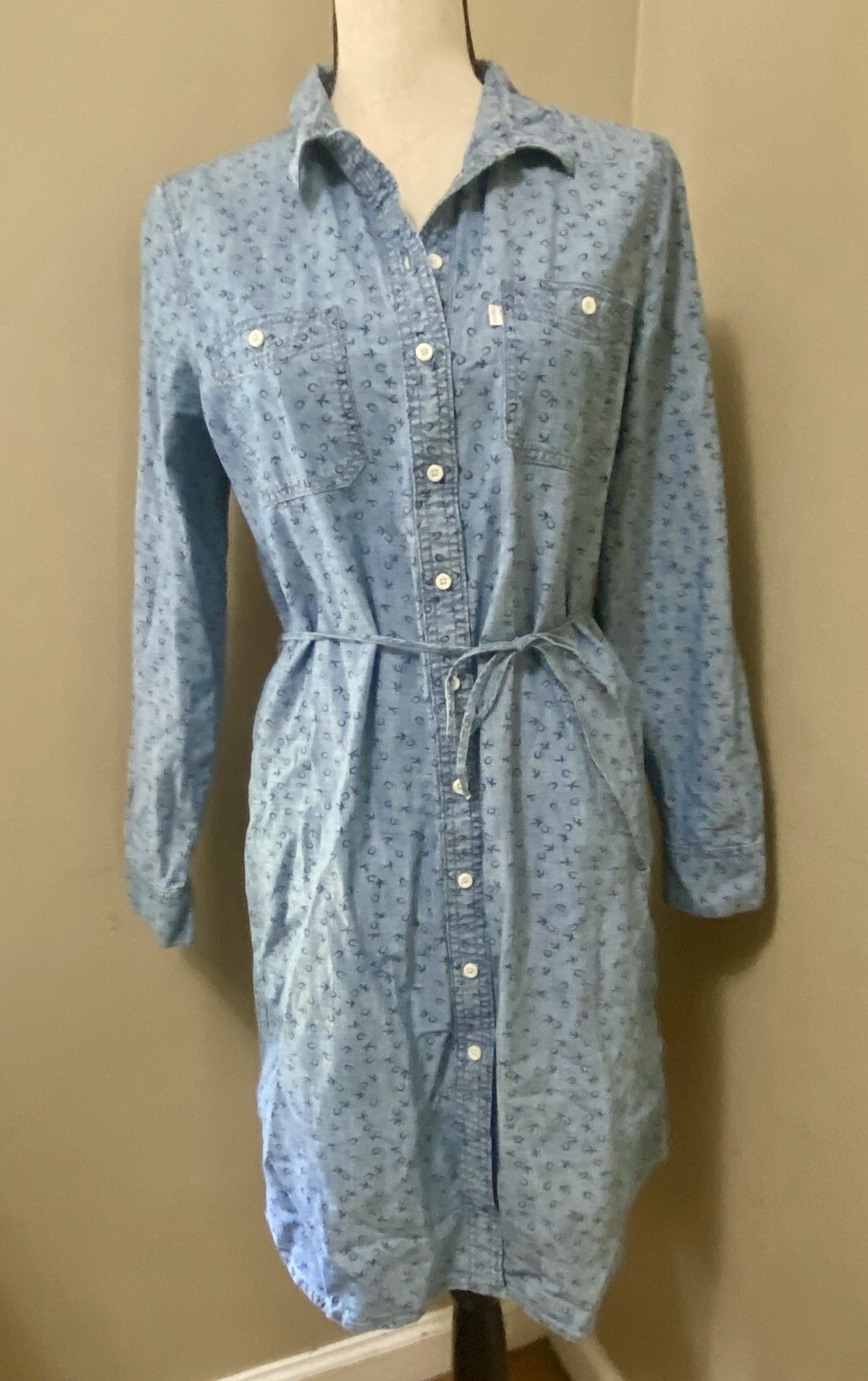 Levi’s Chambray Blue Denim Shirt Dress Button Up Western Horseshoe Bird Print L