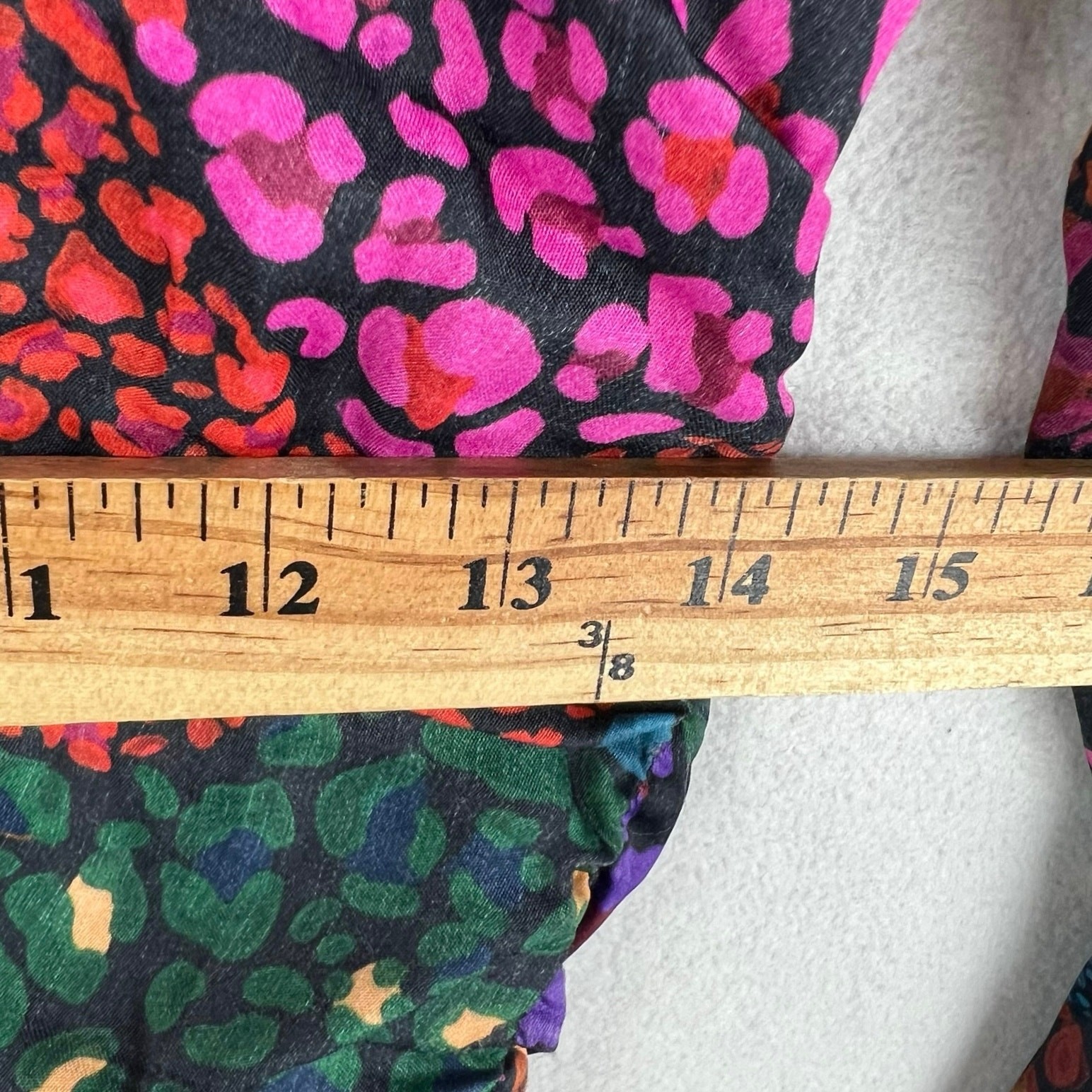 Farm Rio WMNS Rainbow Hearts Lenzing Ecovero Viscose Midi Dress SZ M Multi Color