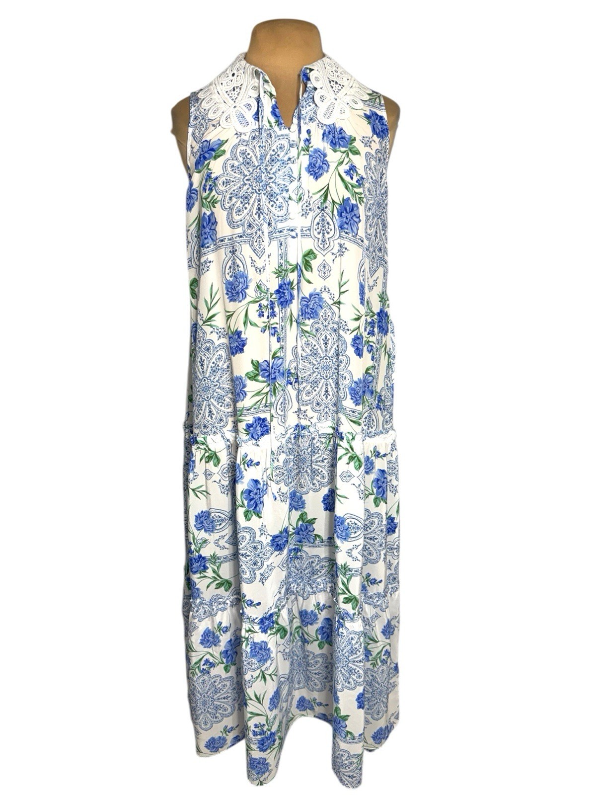 Hunter Bell Hilton Silk Maxi Dress Blue Floral Medallion Quiet Luxury Size M NWT