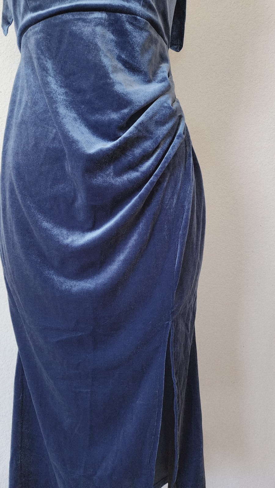 New Anthro Maxi Dress Size Medium Blue Velvet Bow Wedding Bridal Garden Classic