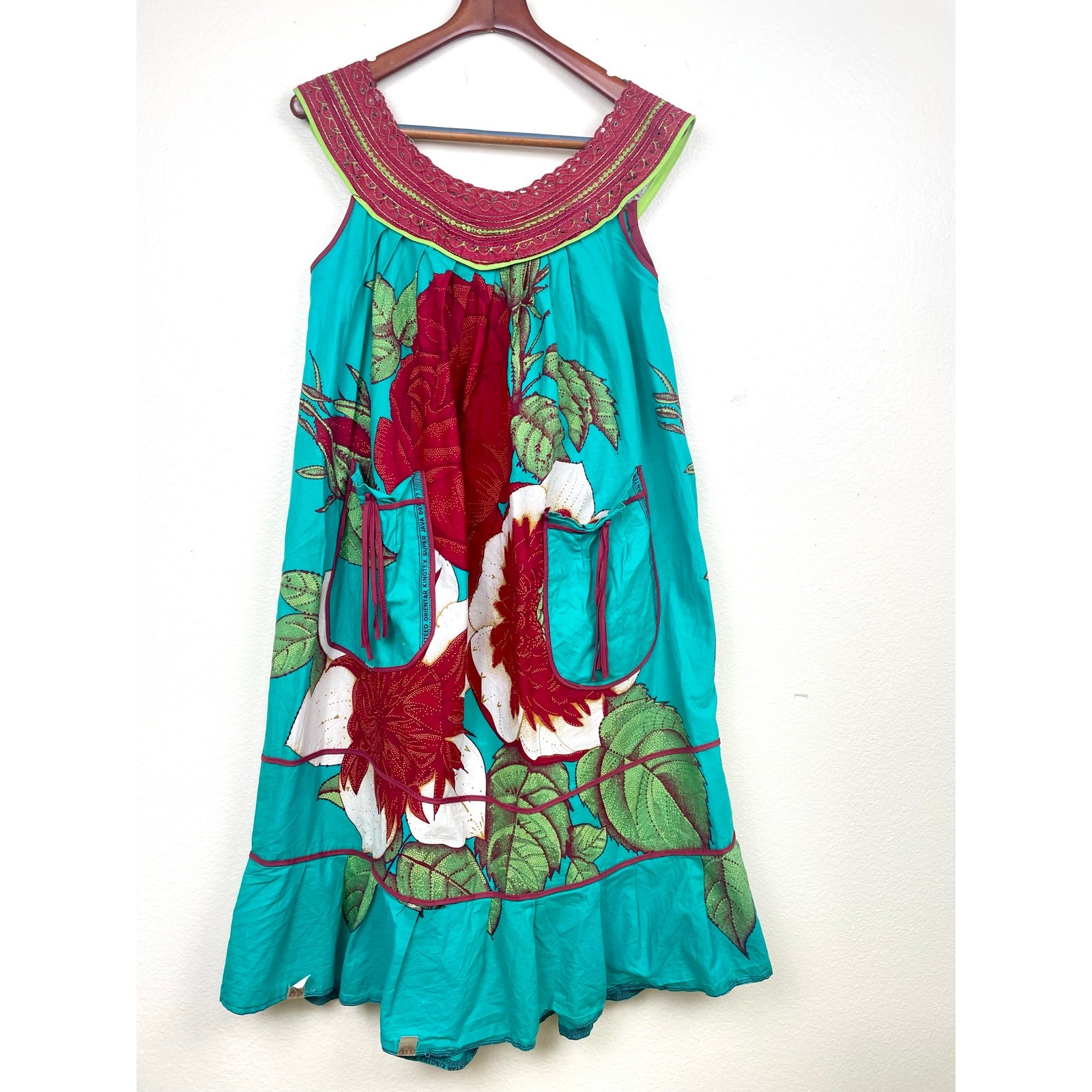 Handmade Womens Dress Sz L Embroidered Artsy Colorful Art To Wear Boho Tropical