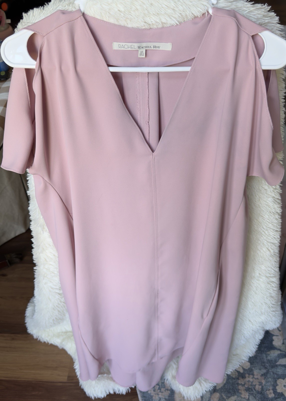 Rachel Roy XS Pink Solid Shift Dress V-Neck Flutter Sleeve Pleated Chiffon