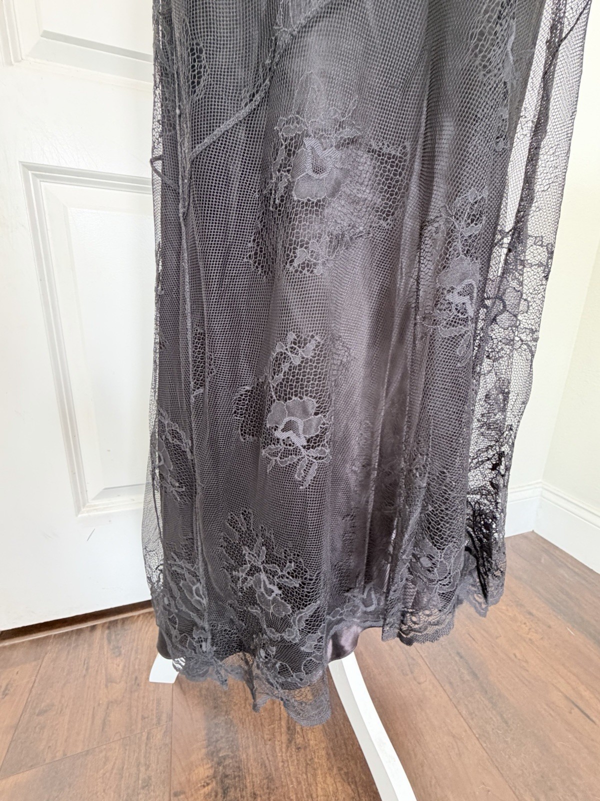 Vintage Max Studio 90s Whimsigoth Black Mesh Maxi Dress – Size M – MSSP